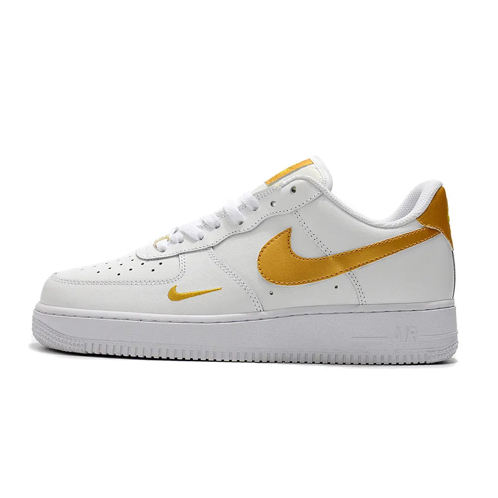 NIKE AIR FORCE 1 - 07 ESSENTIAL